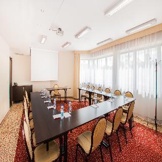 Hotel Qubus Lodz