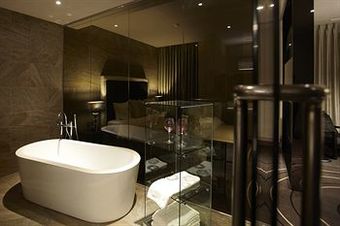 Best Louis Hamilton Hotel