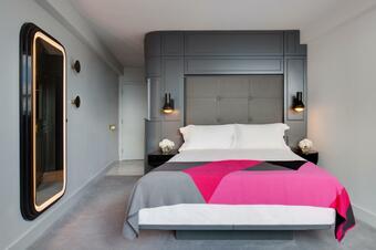 Hotel Sea Containers London