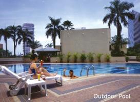 Hotel Landmark Village