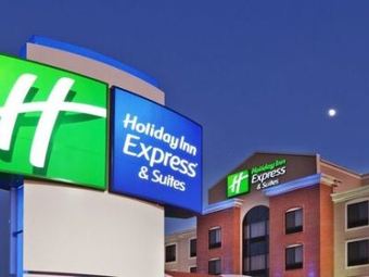 Hotel Holiday Inn Express And Suites North