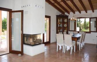 Four-bedroom Holiday Home Capdepera With An Outdoor Swimming Pool 08