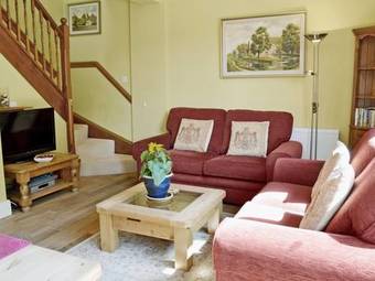 Darwin Cottage