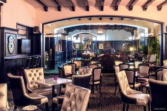 Clarendon Hotel