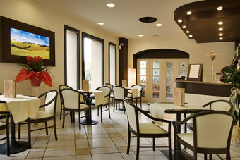 Hotel Montebello