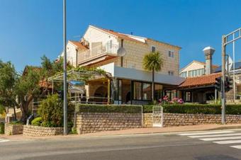Bed & Breakfast Pansion Costeria Srebreno