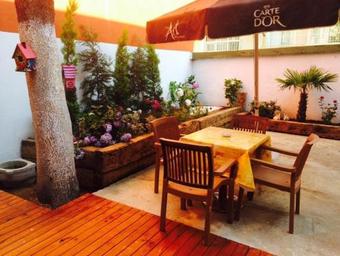 Limon Hostel