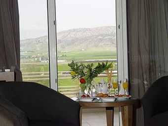 Hotel Di Tania