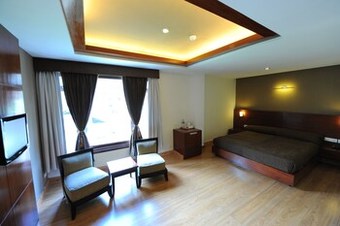 Hotel Suhim Portico