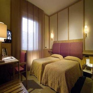 Hotel President