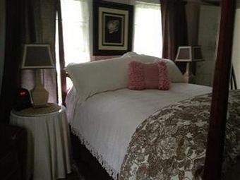 Bed & Breakfast Roseledge Country Inn & Farm Shoppe