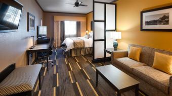 Hotel Best Western Plus Emerald Inn & Suites
