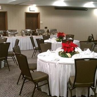 Hotel Holiday Inn Express & Suites Tulsa Midtown