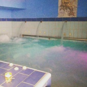 9 Queens Spa Hotel