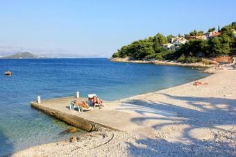 Hostal Apartments With A Parking Space Slatine (ciovo) - 973