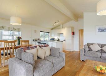 Caddy S Corner Lodges