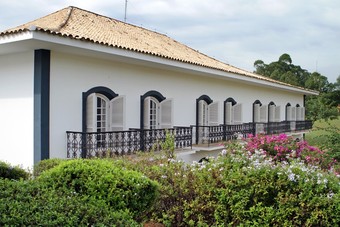 San Raphael Country Hotel