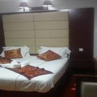 Rahnile Hotel