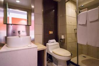 Hotel Motel Shanghai Caoyang New Village Fengqiao Road Metro Station