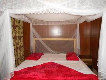 Hibis Hotel
