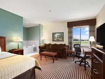 Hotel Baymont Inn & Suites (wahpeton)