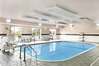 Hotel Country Inn & Suites Marion