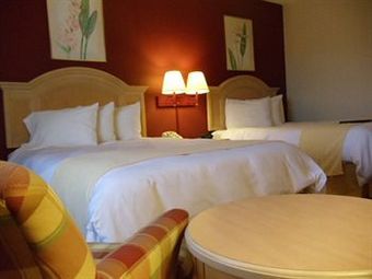 Hotel Ambassador Inn & Suites