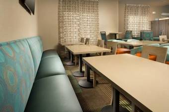 Holiday Inn Express Hotel And Suites Dfw-grapevine