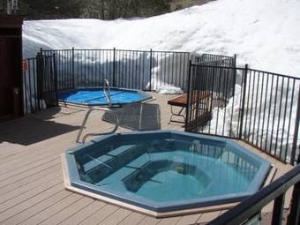 Hotel Getaways At Olympic Village Inn