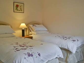 Trentham Cottage