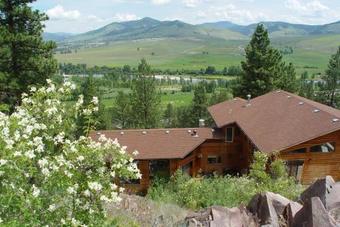 Blue Mountain Bed And Breakfast