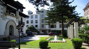 Hotel Apartamentos Arias