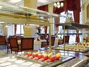 Astoria Hotel