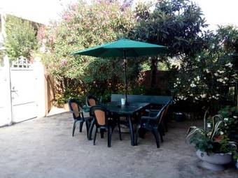 Hostal Gonio House