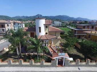 Bed & Breakfast Villa Manno
