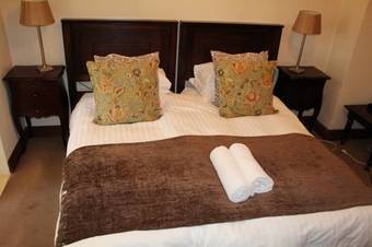 Hostal Kearsney Manor
