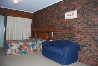 Two Rivers Motel