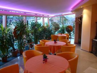 Hotel Tango