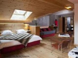 Anova Hotel & Spa