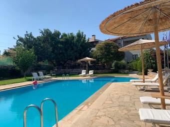Apartamento Elianthos Villas