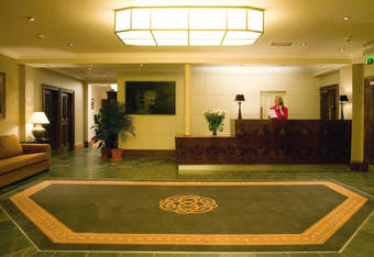 Vaughan Lodge Hotel