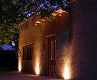 Hotel Red Wine Club