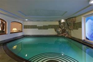 Hotel Alpinum