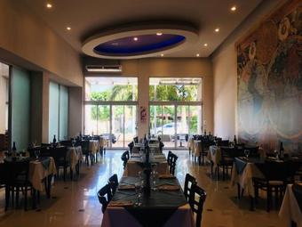 Atlas Grand Hotel Ituzaingo