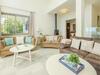 Six-bedroom Holiday Home In Manilva