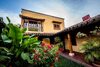 Hotel La Casa Amarilla
