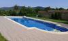 Hostal Vila Nikolina Guesthouse