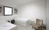 Modern Apartment Close To The Beach - By Holyguest