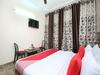 Oyo 13700 Hotel Star Palace