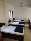 Hostal Iroomz Hotel Gananjaya